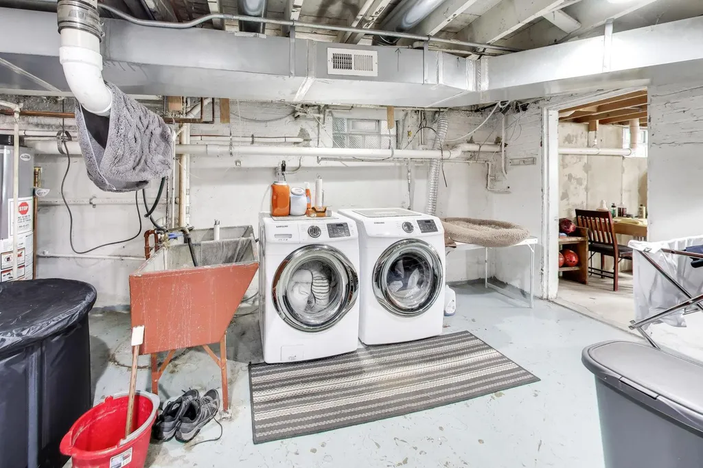3221 North Plainfield Avenue Chicago IL 60634