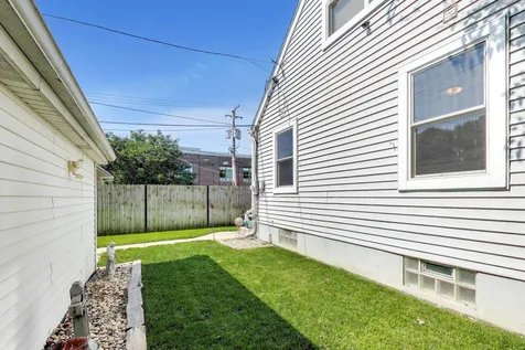 3221 North Plainfield Avenue Chicago IL 60634