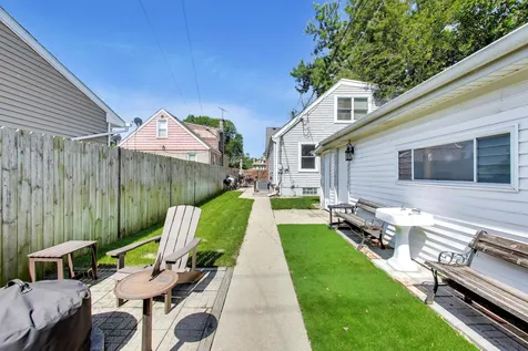 3221 North Plainfield Avenue Chicago IL 60634