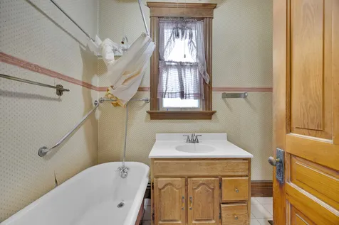 1322 Main Street Crete IL 60417