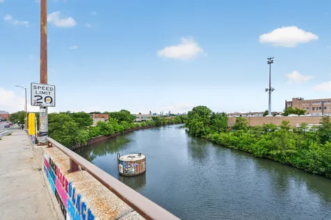 2633 West Belmont Avenue Chicago IL 60618