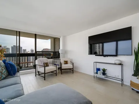1455 North Sandburg Terrace Chicago IL 60610