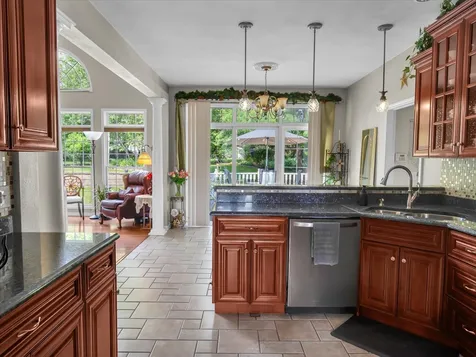 8532 Suffolk Drive Rockford IL 61108