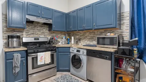 1337 West Huron Street Chicago IL 60642