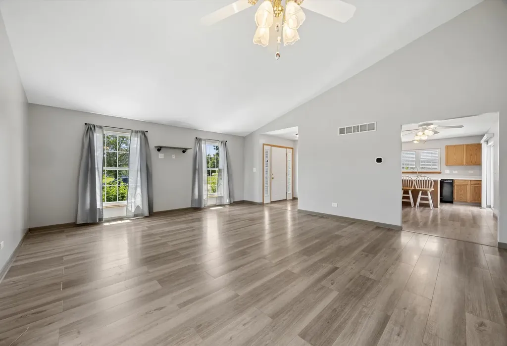 1844 Kendall Ridge Boulevard Plainfield IL 60586