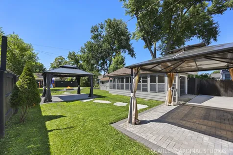 133 West Park Drive Lombard IL 60148
