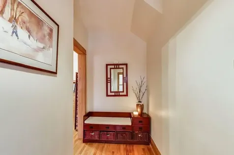 1965 West Summerdale Avenue Chicago IL 60640