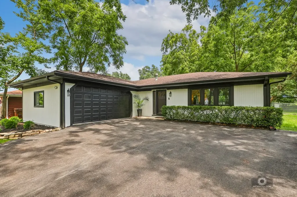 20023 Wolf Road Mokena IL 60448