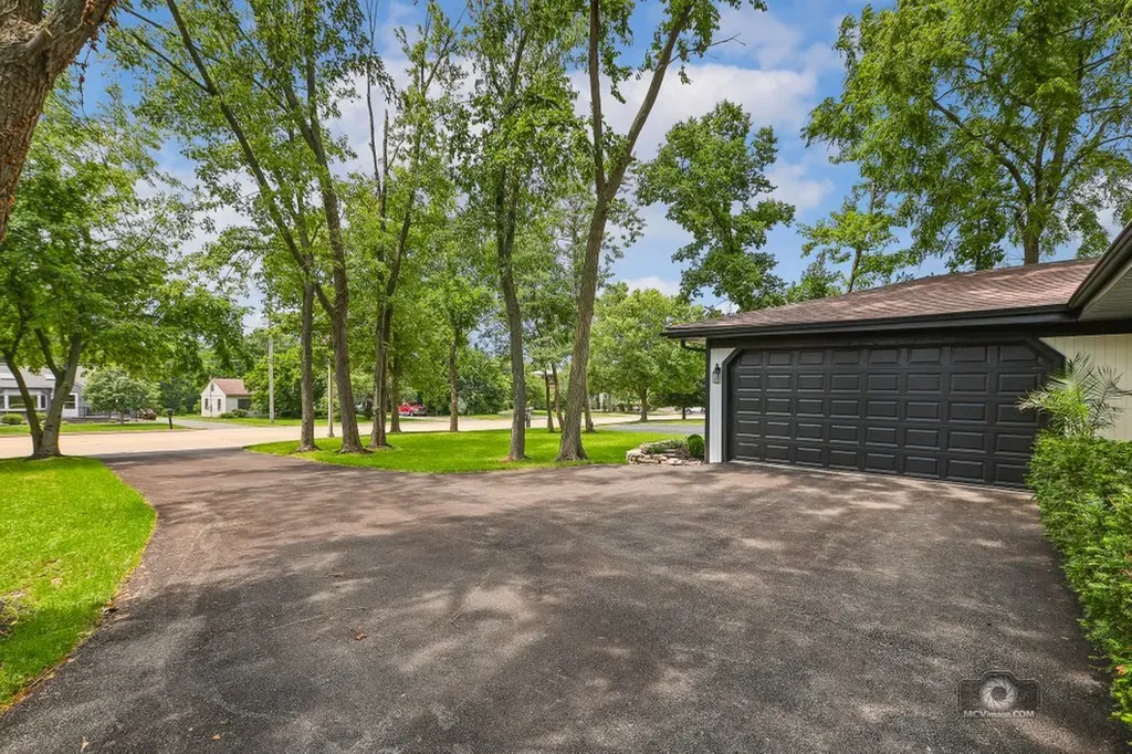 20023 Wolf Road Mokena IL 60448