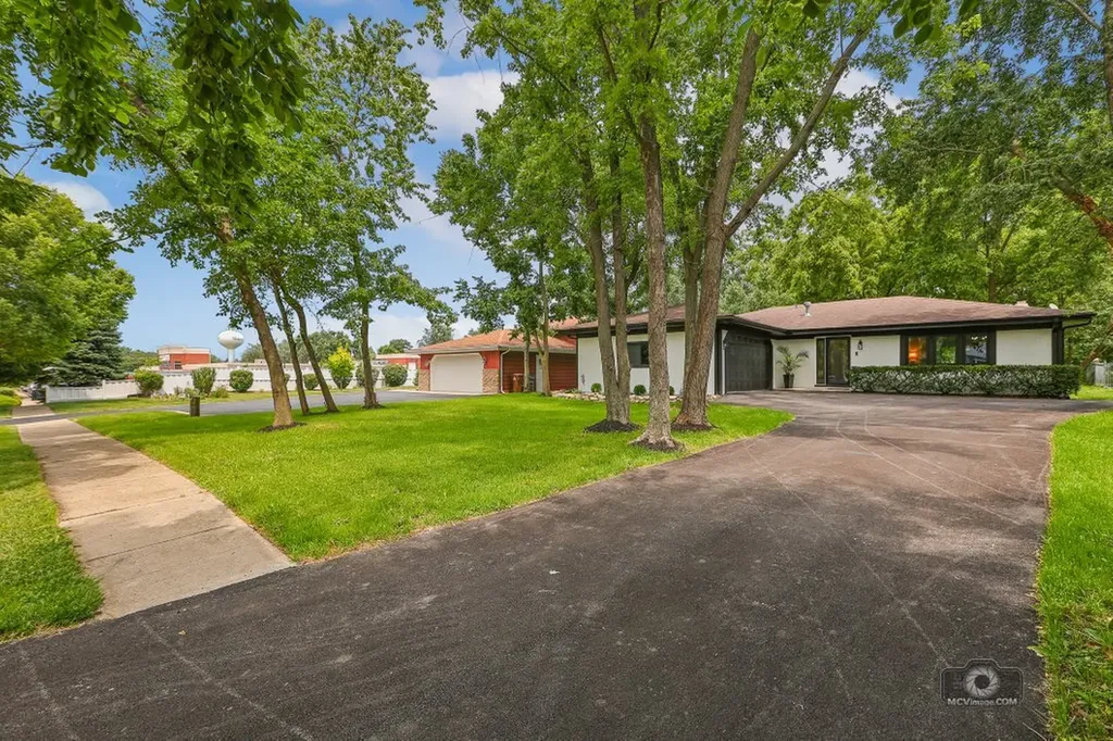20023 Wolf Road Mokena IL 60448