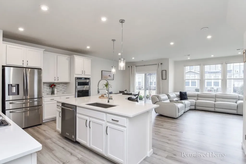 460 Watercress Drive Aurora IL 60504