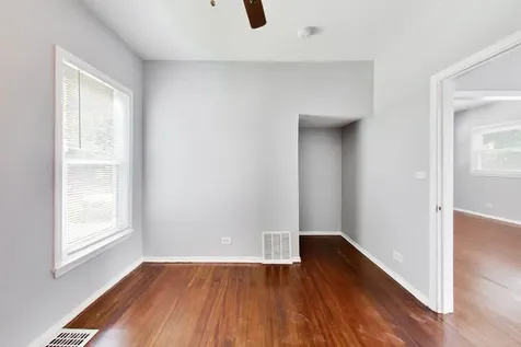 664 Lenox Avenue E Waukegan IL 60085