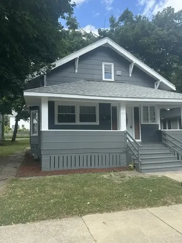 664 Lenox Avenue E Waukegan IL 60085
