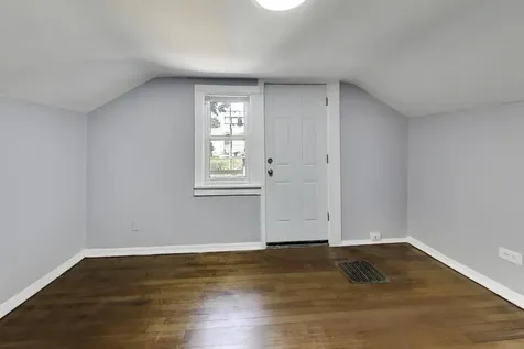 664 Lenox Avenue E Waukegan IL 60085