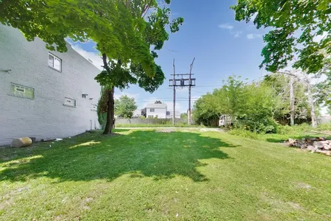 664 Lenox Avenue E Waukegan IL 60085