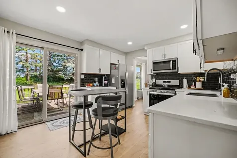 537 Willow Lane Beecher IL 60401