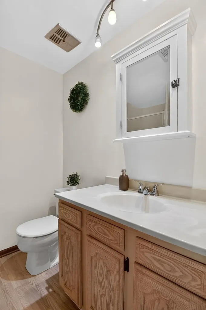 468 Valley Drive Naperville IL 60563