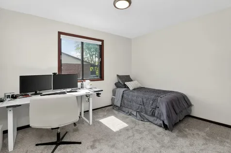 468 Valley Drive Naperville IL 60563