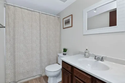 468 Valley Drive Naperville IL 60563