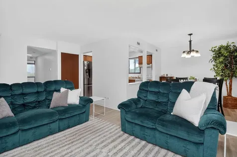 468 Valley Drive Naperville IL 60563