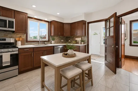 6136 West Fletcher Street Chicago IL 60634