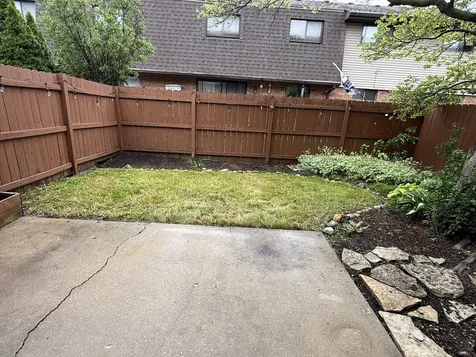 1910 Heatherway Lane New Lenox IL 60451
