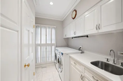 320 Woodley Road Winnetka IL 60093