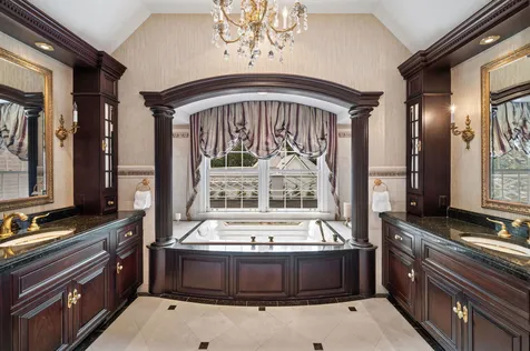320 Woodley Road Winnetka IL 60093