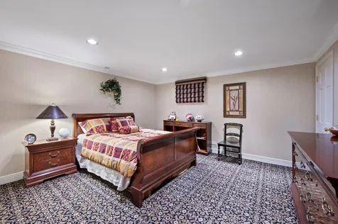 320 Woodley Road Winnetka IL 60093