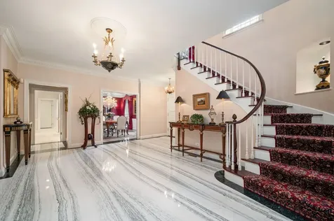 320 Woodley Road Winnetka IL 60093