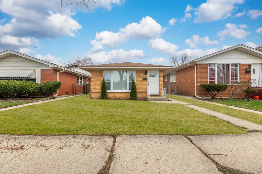 11619 South Aberdeen Street Chicago IL 60643