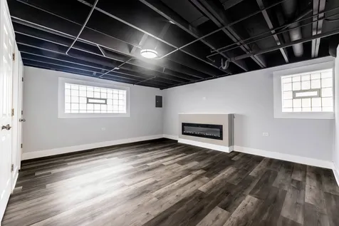 11619 South Aberdeen Street Chicago IL 60643