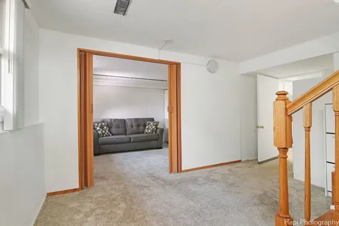 1569 Sherman Place Des Plaines IL 60016