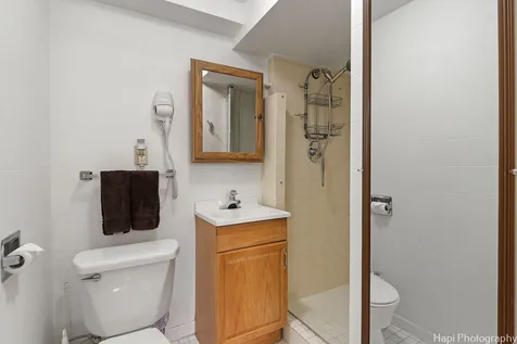 1569 Sherman Place Des Plaines IL 60016