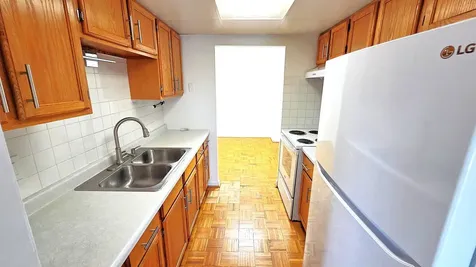 7945 South Oketo Avenue Bridgeview IL 60455