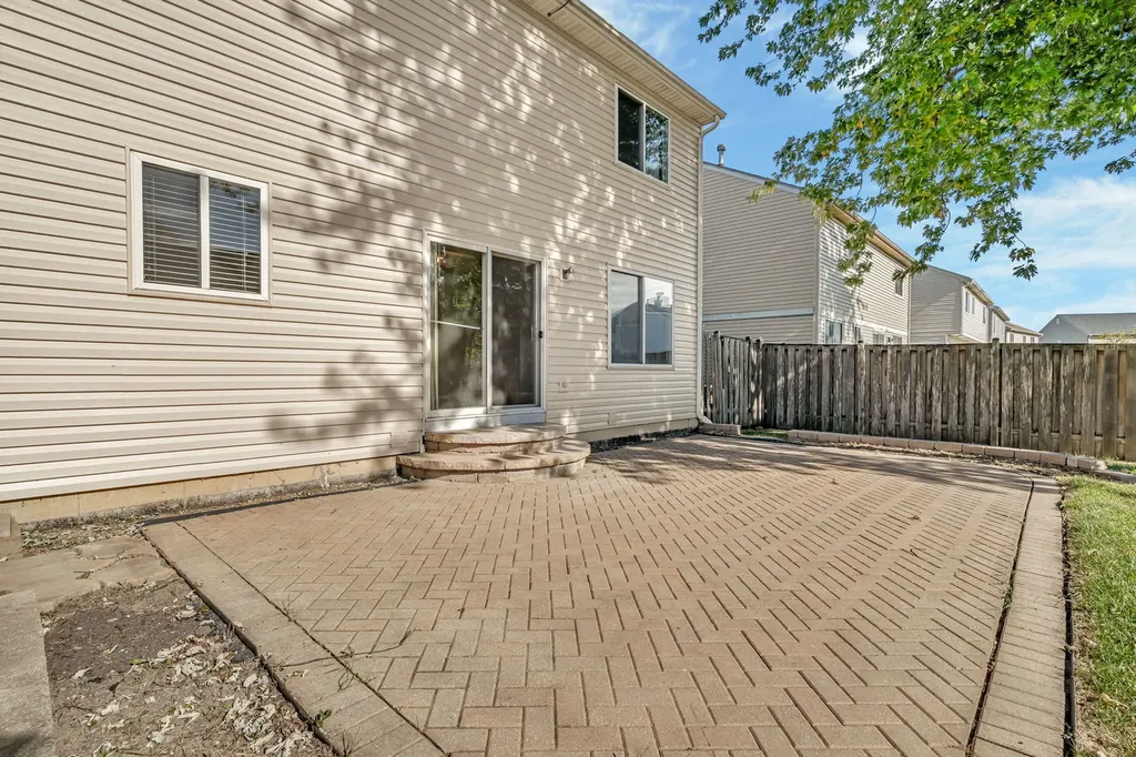 2509 Rosehall Lane Aurora IL 60503