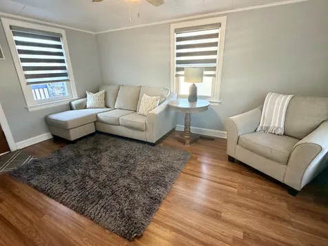 9439 South Saint Louis Avenue Evergreen Park IL 60805