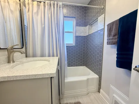 9439 South Saint Louis Avenue Evergreen Park IL 60805