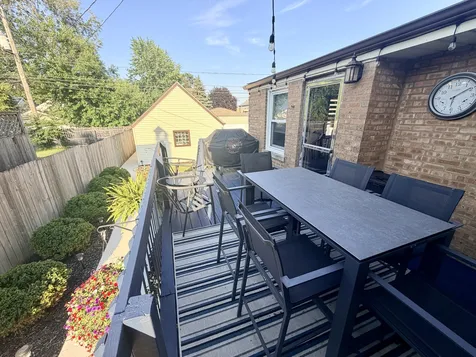 9439 South Saint Louis Avenue Evergreen Park IL 60805