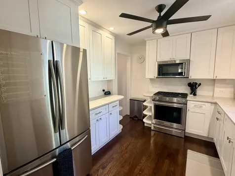 9439 South Saint Louis Avenue Evergreen Park IL 60805