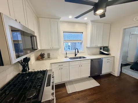 9439 South Saint Louis Avenue Evergreen Park IL 60805