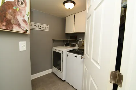 208 Winnsboro Court Schaumburg IL 60193