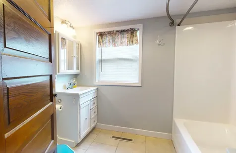 113 South Thompson Street Melvin IL 60952