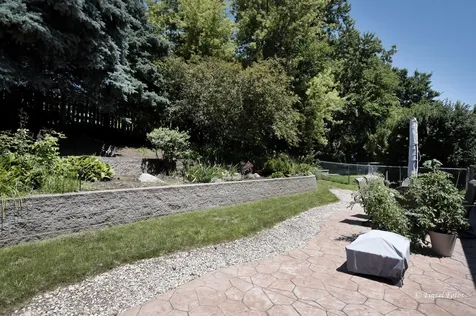 328 Panama Avenue Hampshire IL 60140
