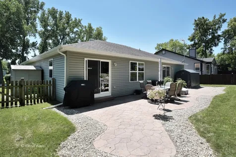 328 Panama Avenue Hampshire IL 60140