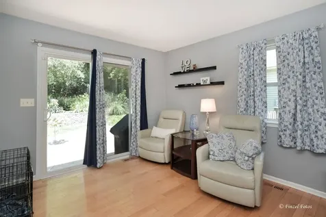 328 Panama Avenue Hampshire IL 60140