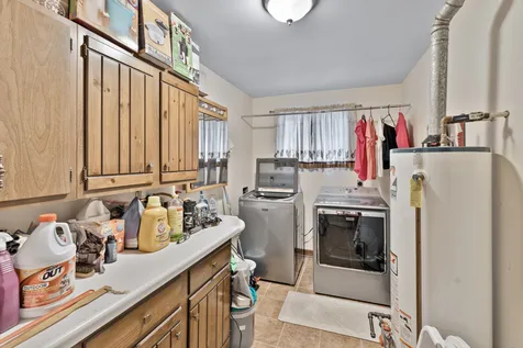 606 Mary Lane St. Anne IL 60964