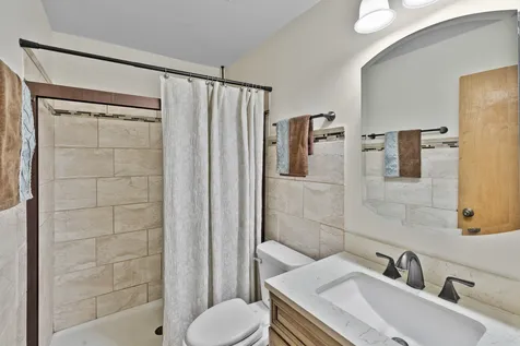 606 Mary Lane St. Anne IL 60964