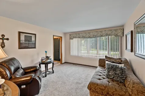 606 Mary Lane St. Anne IL 60964