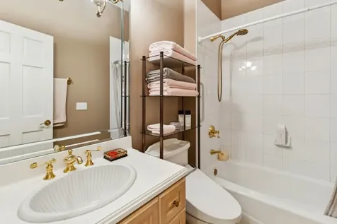 1745 Sundrop Circle Highland Park IL 60035